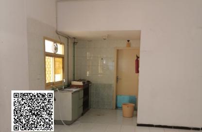 Apartment - Studio - 1 for rent in Abu shagara Building 2 - Budaniq - Al Qasimia - Sharjah