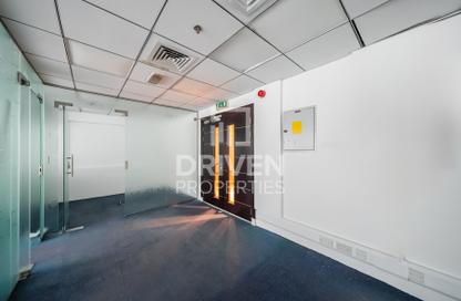 Retail - Studio - 1 for rent in The Curve - Al Quoz 3 - Al Quoz - Dubai