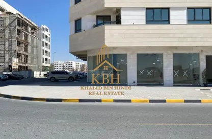 Shop - Studio - 1 Bathroom for rent in AlFalah - Muwaileh Commercial - Sharjah