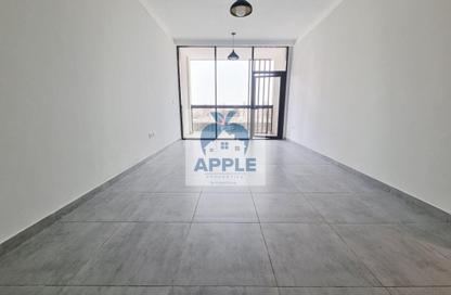 Apartment - 1 Bedroom - 2 Bathrooms for rent in Muwaileh 29 Building - Muwaileh - Sharjah
