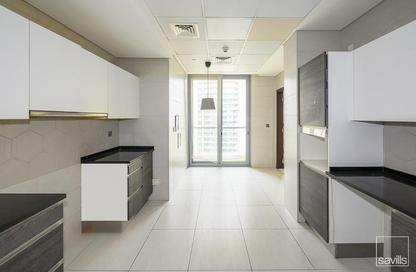 Apartment - 3 - 4 for rent in Bahwan Tower Downtown - Downtown Dubai - Dubai