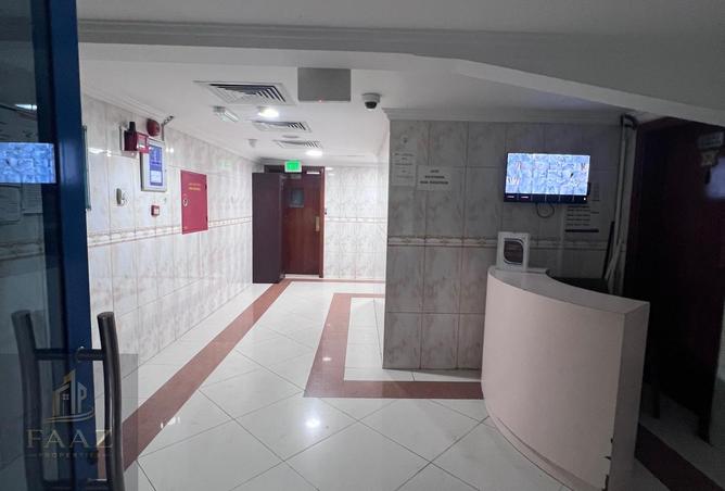 121553280 - Property Image 2