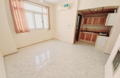 Apartment - Studio - 1 Bathroom for rent in Fire Station Road - Muwaileh - Sharjah