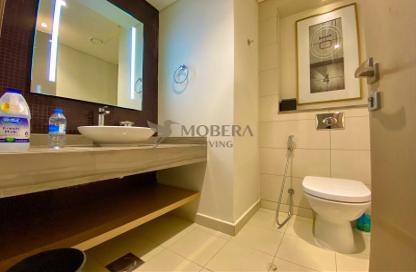 Apartment - 1 Bedroom - 2 Bathrooms for rent in Tower B - Damac Towers by Paramount - Business Bay - Dubai