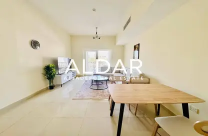 شقة - 2 غرف نوم - 3 حمامات للايجار في نورا ريزيدنس - الضاحية 10 - قرية جميرا الدائرية - دبي