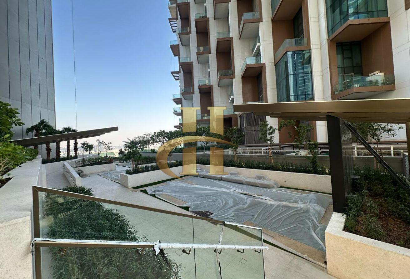 Brand New | Pool View | Elegant photo 21