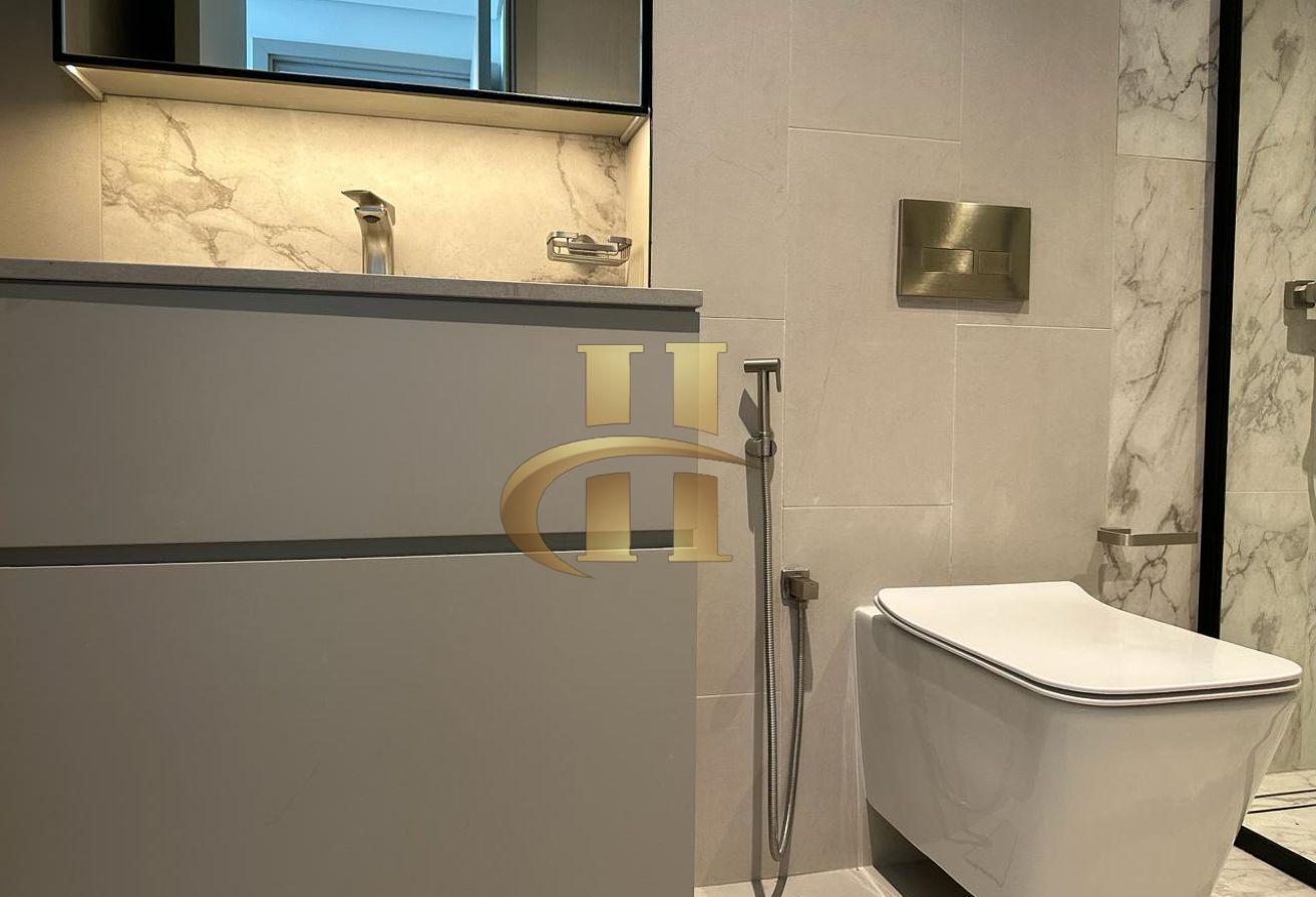 Brand New | Pool View | Elegant photo 29
