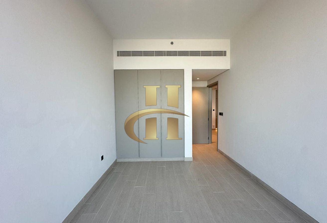Brand New | Pool View | Elegant photo 5