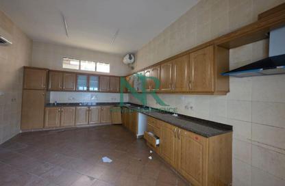 Villa - 5 - 6 for rent in Mohamed Bin Zayed City - Abu Dhabi