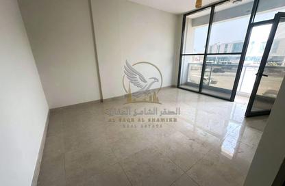 Apartment - 1 - 2 for rent in Al Khan Corniche - Al Khan - Sharjah