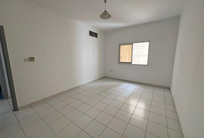 63648007 - Property Main Image