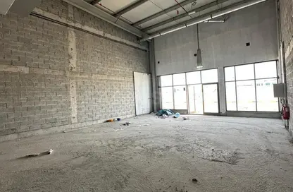 Shop - Studio for rent in Saih Shuaib 4 - Dubai Industrial City - Dubai