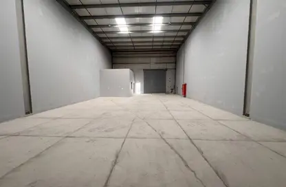 مستودع - استوديو - 1 حمام للايجار في السجع إس - الصجعة - الشارقة