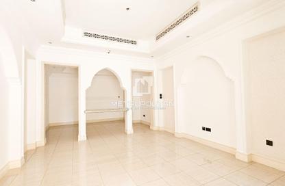 Apartment - 2 Bedrooms - 3 Bathrooms for sale in Tajer Residences - The Old Town Island - Old Town - Downtown Dubai - Dubai
