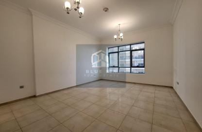Apartment - 1 Bedroom - 2 Bathrooms for rent in Hamza Tower - Dubai Sports City - Dubai