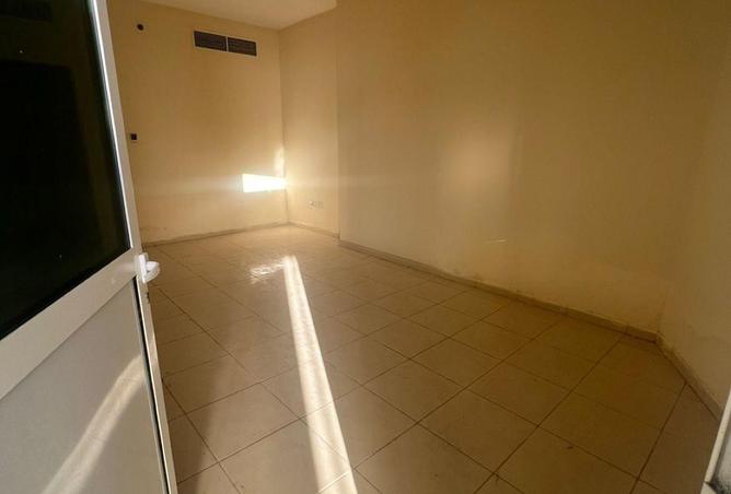 93996400 - Property Image 2