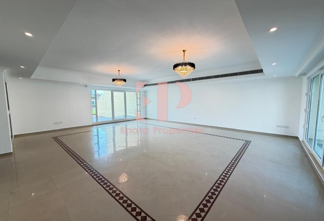 Luxury l Shared Pool+Gym+Garden l 4BR l Ready photo 4