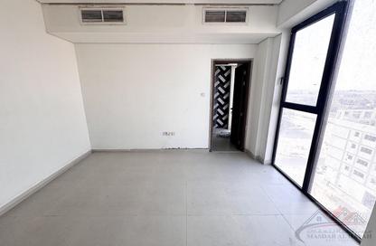 Apartment - 2 - 3 for sale in Muwailih Building - Muwaileh - Sharjah