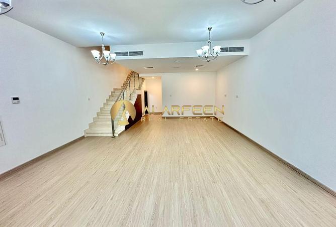 73864109 - Property Main Image