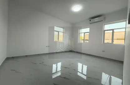 Apartment - 1 Bedroom - 1 Bathroom for rent in Khalifa City A Villas - Khalifa City A - Khalifa City - Abu Dhabi