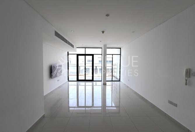 114608615 - Property Image 2