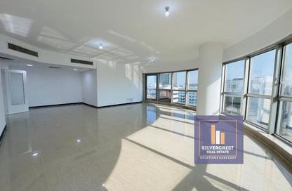 Apartment - 4 - 5 for rent in Silver Tower - Corniche Road - Abu Dhabi