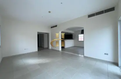 Villa - 2 Bedrooms - 3 Bathrooms for rent in District 16E - Jumeirah Village Circle - Dubai