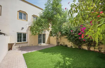 Villa - 2 Bedrooms - 3 Bathrooms for rent in Springs 11 - The Springs - Dubai
