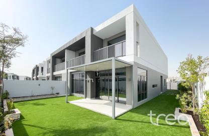 Villa - 5 - 6 for sale in The Pulse Beachfront 2 - The Pulse - Dubai South (Dubai World Central) - Dubai Villa - 5 - 6 for sale in The Pulse Beachfront 2 - The Pulse - Dubai South (Dubai World Central) - Dubai