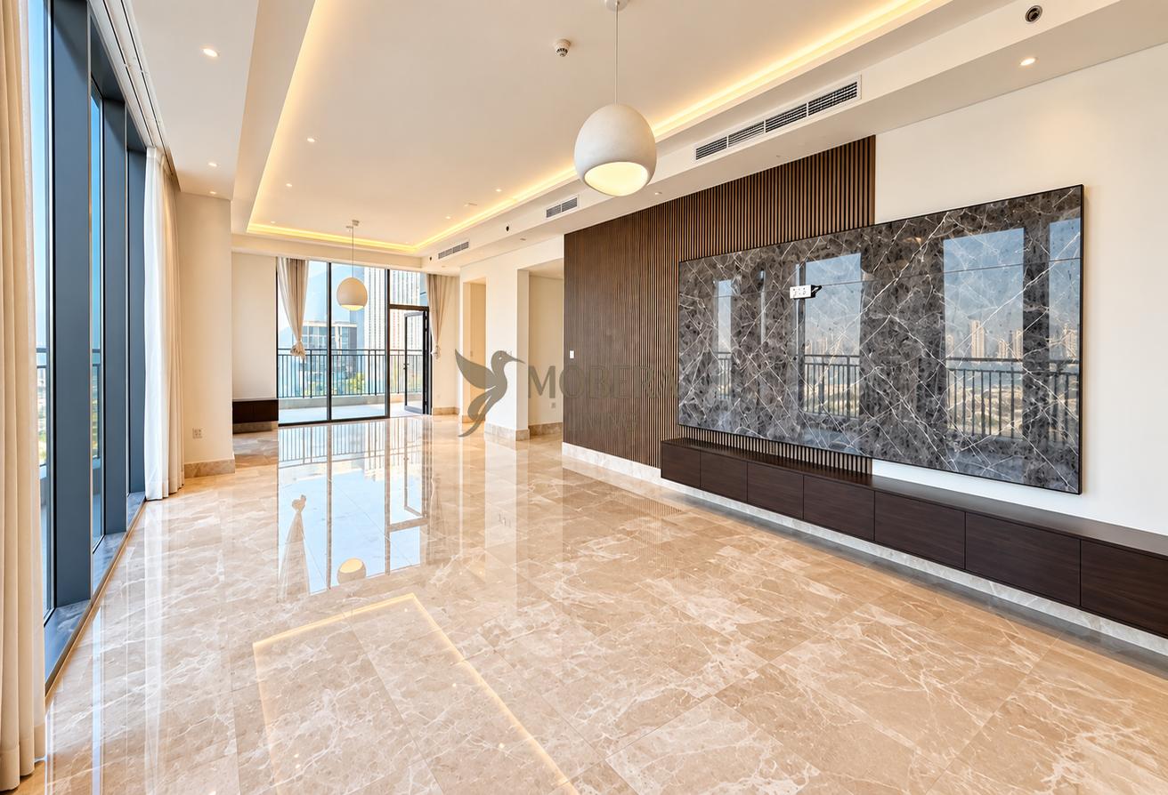 EXCLUSIVE 4BR | MODERN LIVING | CREEK RISE TOWER 1 photo 10