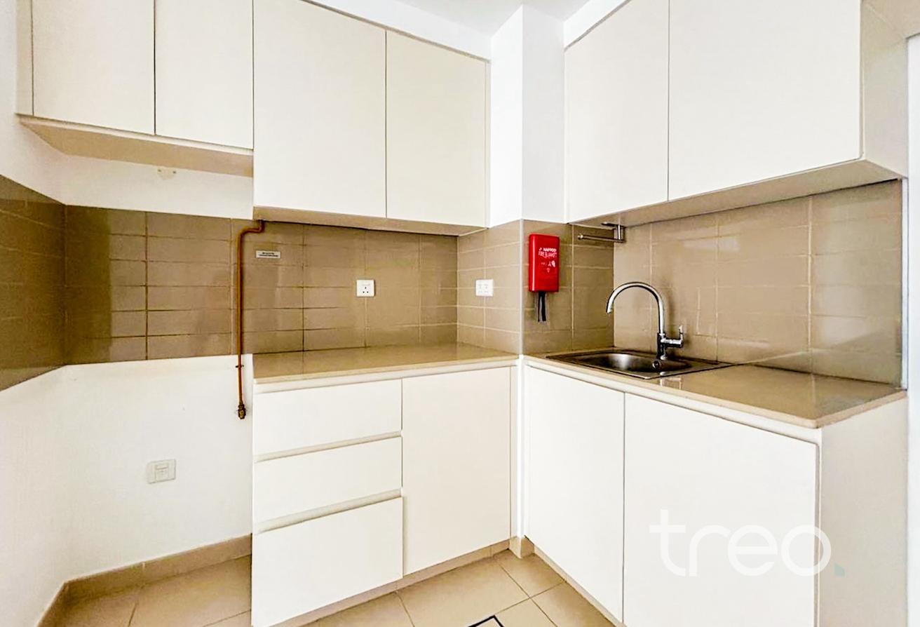 1 Bedroom| Vacant Now| Unfurnished photo 5