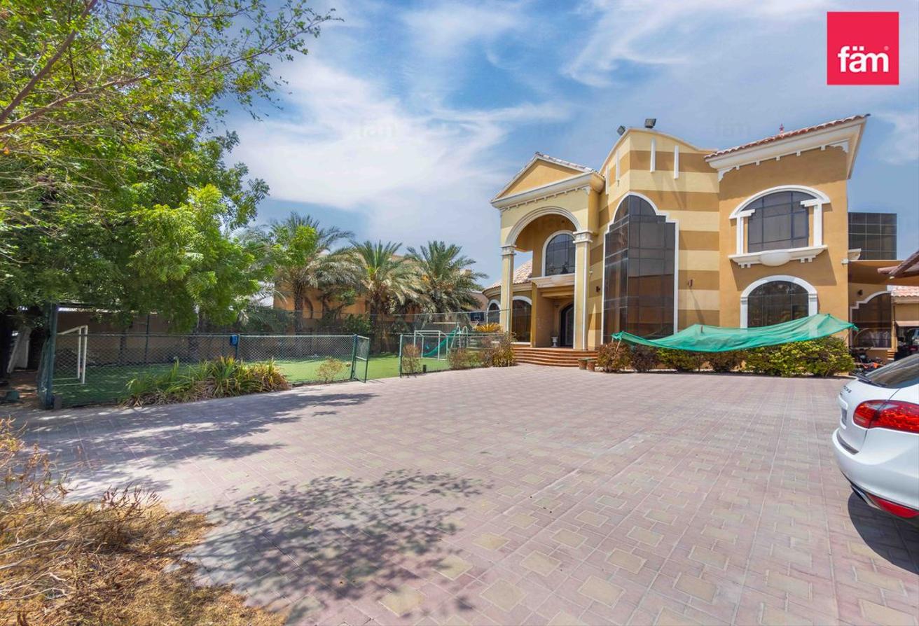 Massive villa | Separate utilities | Private pool photo 19