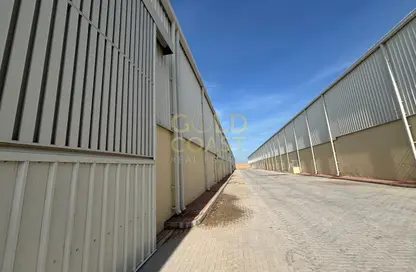 مستودع - استوديو للايجار في أم الثعوب - أم القيوين