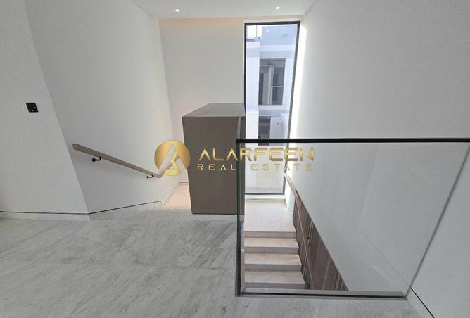 135647209 - Property Image 3