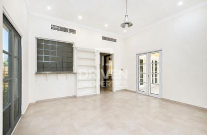 Villa - 4 - 5 for rent in The Centro - The Villa - Dubai