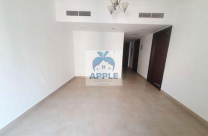 Apartment - 1 Bedroom - 2 Bathrooms for rent in Muwaileh 3 Building - Muwaileh - Sharjah