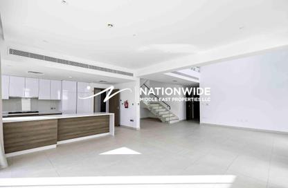 Duplex - 4 Bedrooms - 5 Bathrooms for rent in Redwoods - Yas Acres - Yas Island - Abu Dhabi