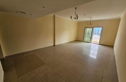 Apartment - 3 Bedrooms - 4 Bathrooms for rent in Qasimia 13 building - Al Nad - Al Qasimia - Sharjah