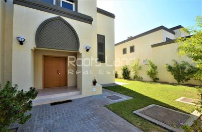 Villa - 3 Bedrooms - 4 Bathrooms for rent in Regional Large - Regional - Jumeirah Park - Dubai