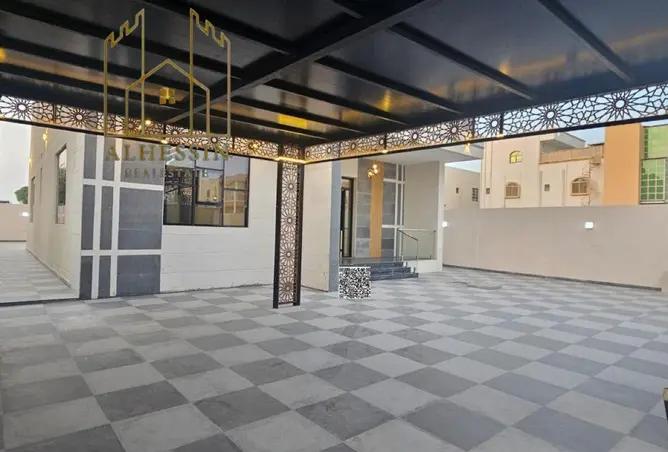 146007727 - Property Image 2