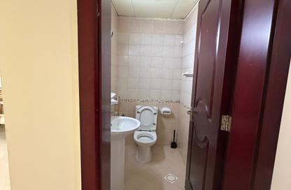 Apartment - 1 Bedroom - 2 Bathrooms for rent in Corniche Al Fujairah - Fujairah Apartment - 1 Bedroom - 2 Bathrooms for rent in Corniche Al Fujairah - Fujairah