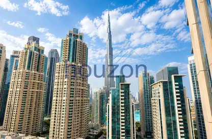 Apartment - 2 Bedrooms - 3 Bathrooms for rent in Vida Residence Downtown - Downtown Dubai - Dubai