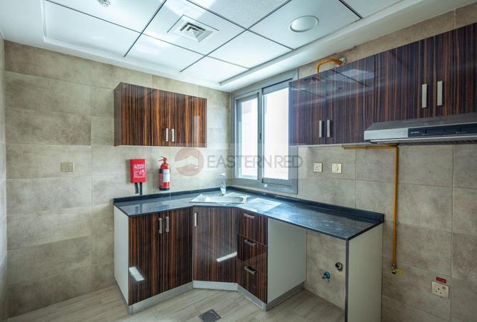 76582235 - Property Image 2