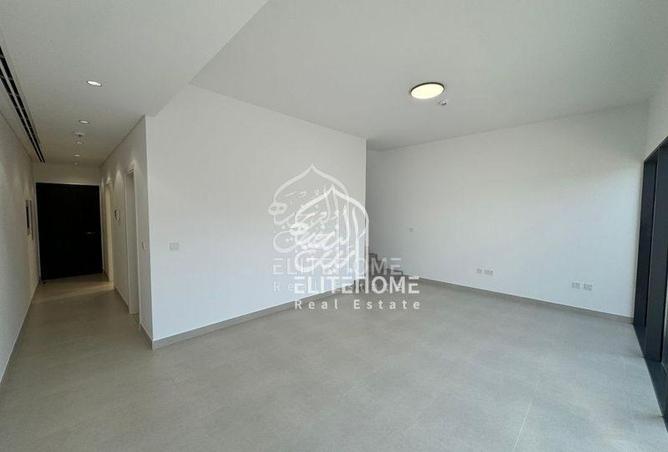 144168910 - Property Image 2