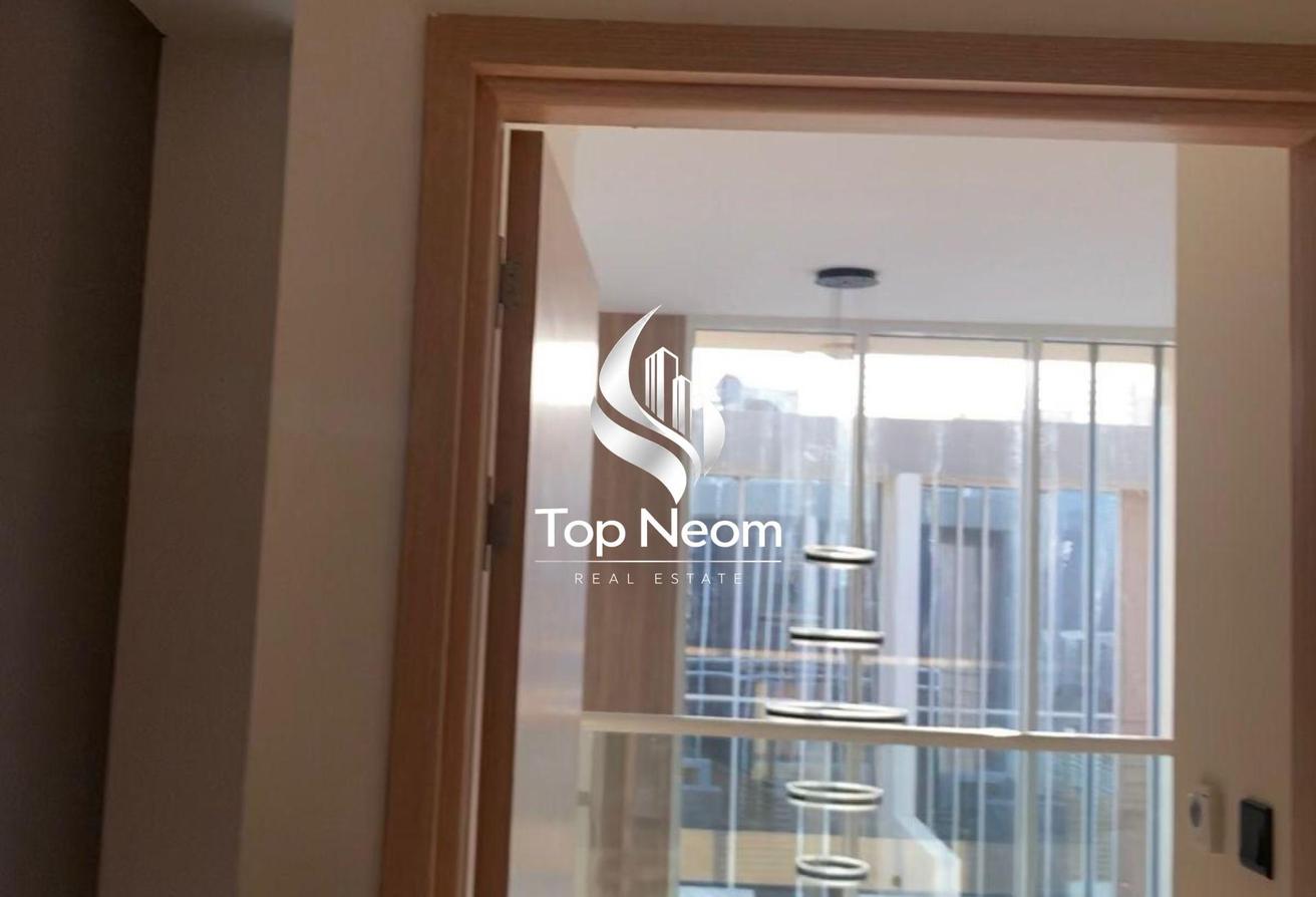 VACANT - MIDDLE UNIT TOWNHOUSE IN PEACEFUL AREA - NEGOTIABLE! photo 16