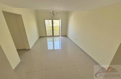 Apartment - 2 Bedrooms - 2 Bathrooms for rent in Muwaileh 29 Building - Muwaileh - Sharjah