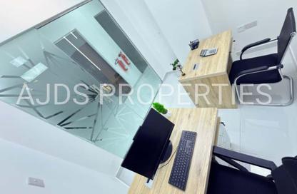 Office Space - Studio - 1 Bathroom for rent in Red Avenue - Al Garhoud - Dubai