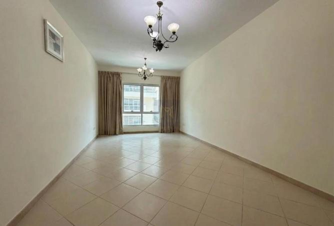 94014797 - Property Image 2