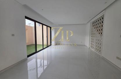 Villa - 4 Bedrooms - 6 Bathrooms for sale in Bloomingdale - Dubai Sports City - Dubai