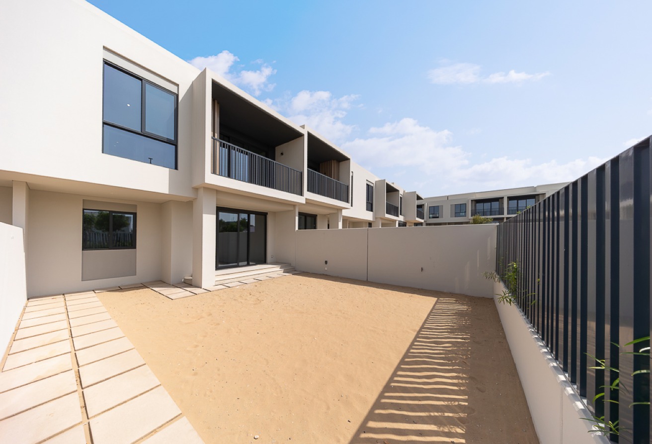 3 bedroom townhouse in Jebel Ali Village Townhouses, Jebel Ali: 25